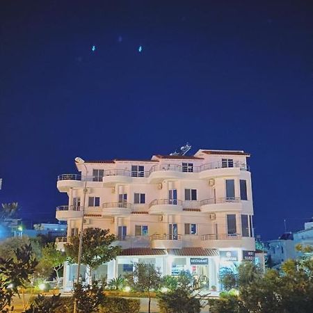 Hotel Mariksel คซามิล ภายนอก รูปภาพ