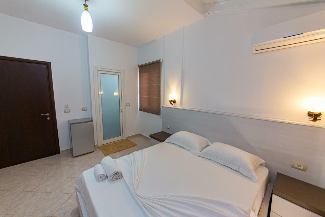 Hotel Mariksel คซามิล ภายนอก รูปภาพ