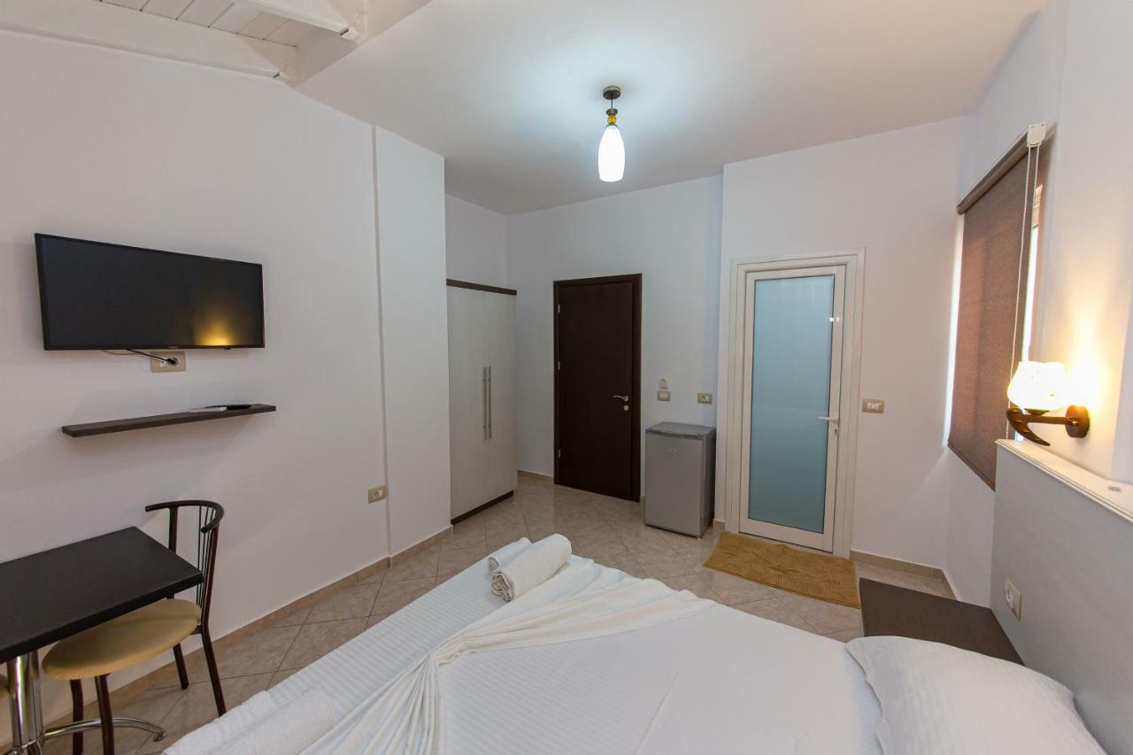 Hotel Mariksel คซามิล ภายนอก รูปภาพ