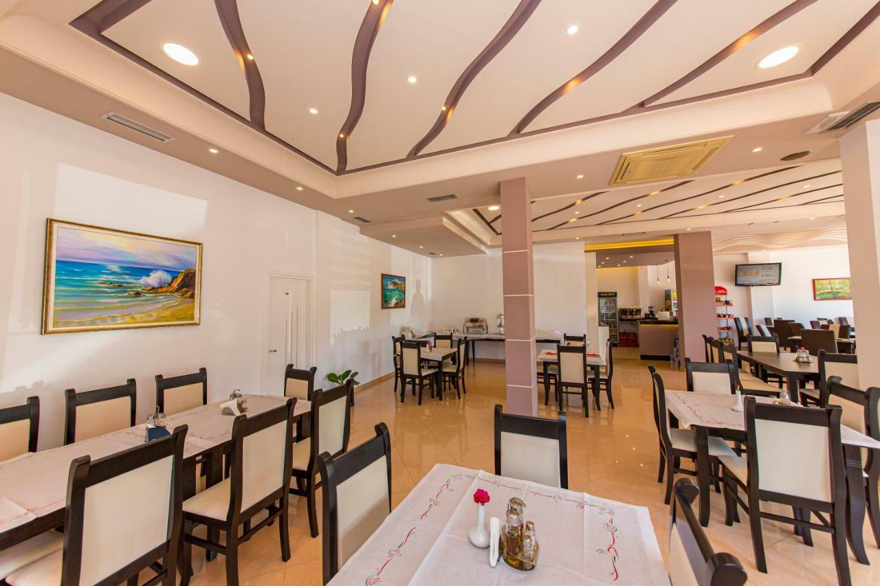 Hotel Mariksel คซามิล ภายนอก รูปภาพ